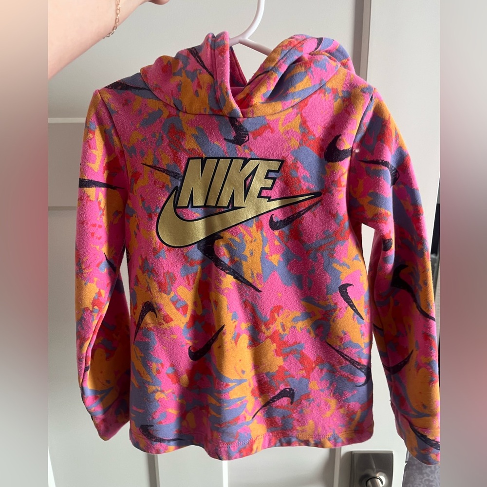Nike sweatshirt